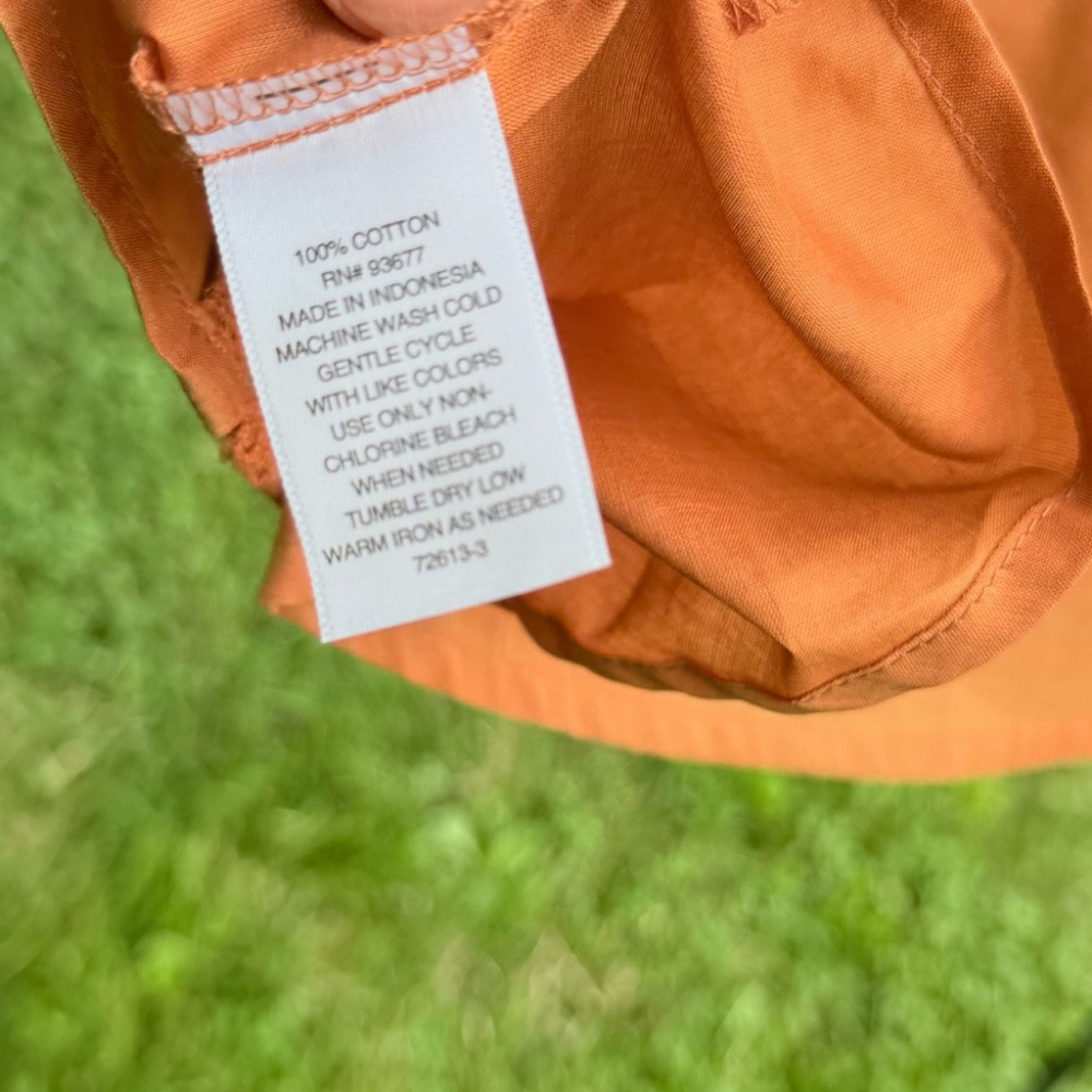 a.n.a Sleeveless Button-Front Top in Rust Orange - Picture 5 of 6